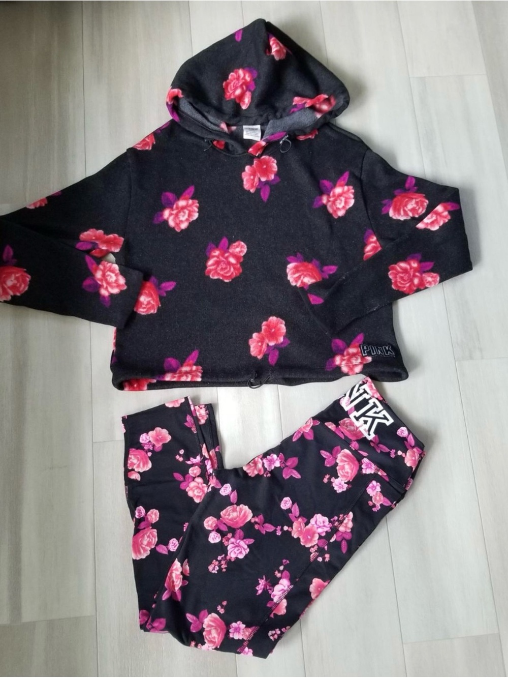 Women’s Hoodie & Leggings PINK